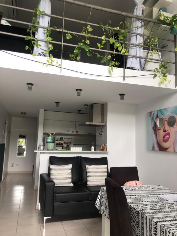 Ferienwohnung El Depto Tipo Duplex Pleno Centro Incluye Cochera Consultar Servicio De Parking Monte Grande Exterior foto